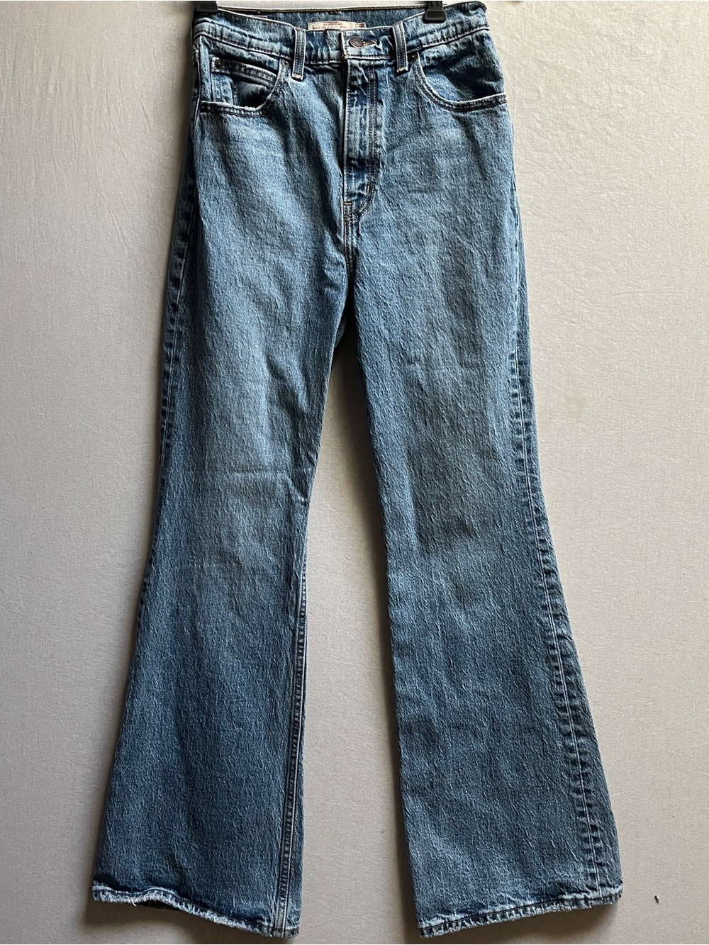 Levi’s Size 26 Light Wash 70s High Flare Jeans High Rise Zip Fly Denim